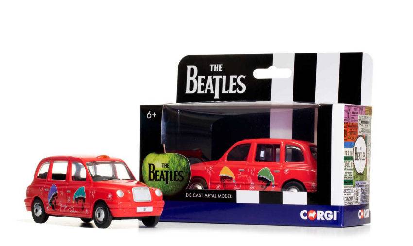 SCALE MODEL COMPATIBLE WITH THE BEATLES CHRISTMAS TAXI 1:36 CORGI CC85933