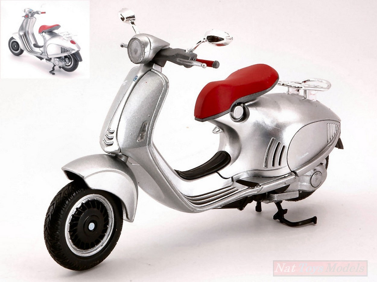 SCALE MODEL COMPATIBLE WITH VESPA 946 2013-15 SILVER 1:12 NEW RAY NY57613S