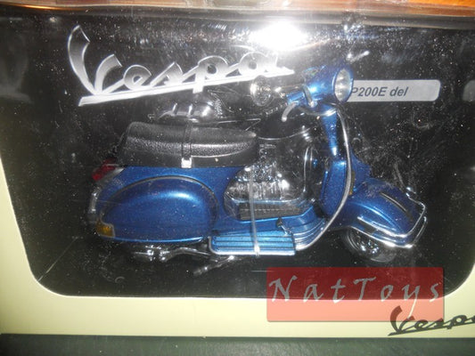 SCALE MODEL COMPATIBLE WITH Vespa P200 E 1978 1:12 BLUE METAL NEW RAY NY42213