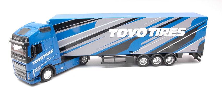 MODELE REDUIT COMPATIBLE AVEC VOLVO FH16 GLOBETROTTER 750 XXL - LBWK BLEU 1:43 BURAGO BU31461T