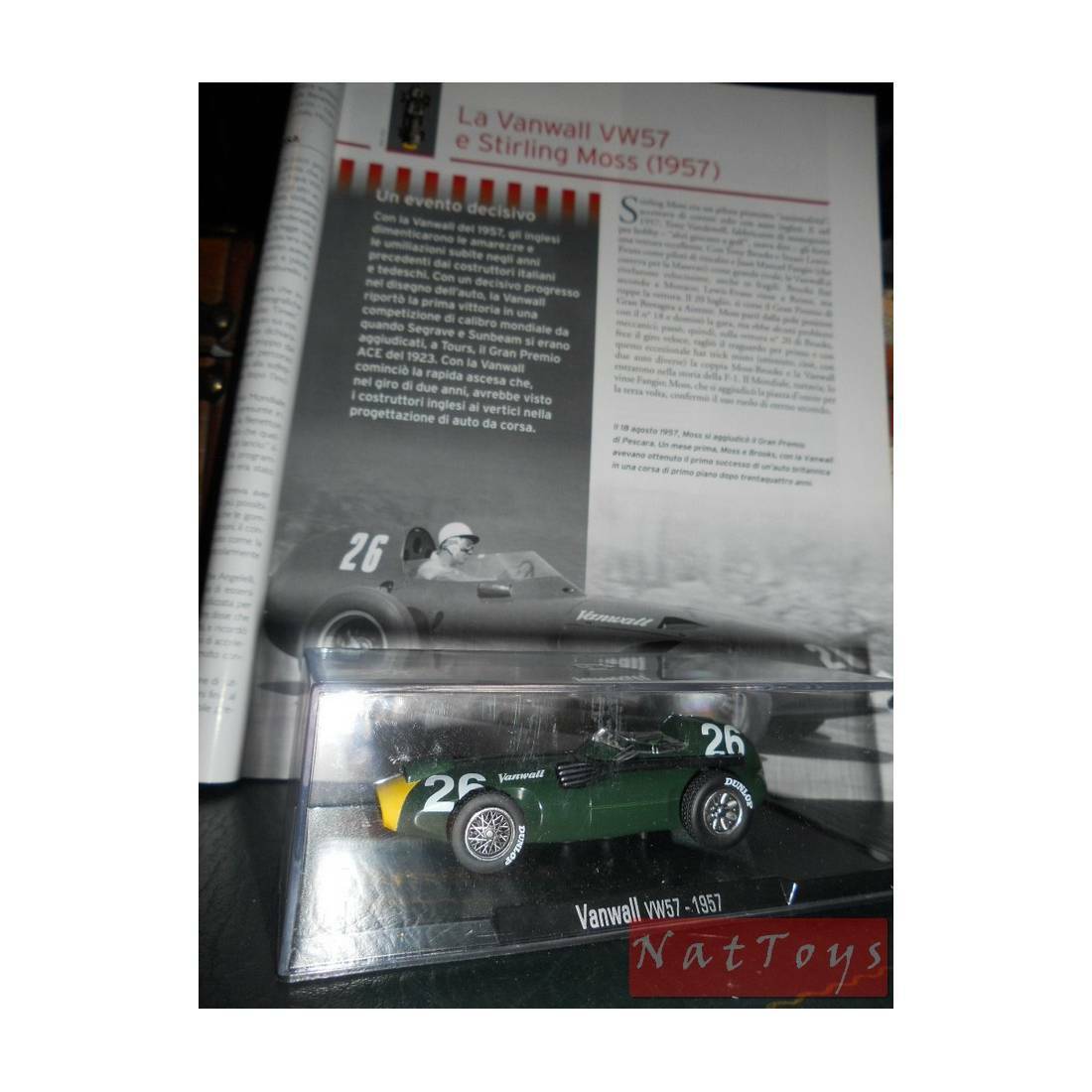 EDITORIA Modellino RBA Vanwall VW57 1957 F1 Moss Auto DIE CAST 1:43  +fascicolo